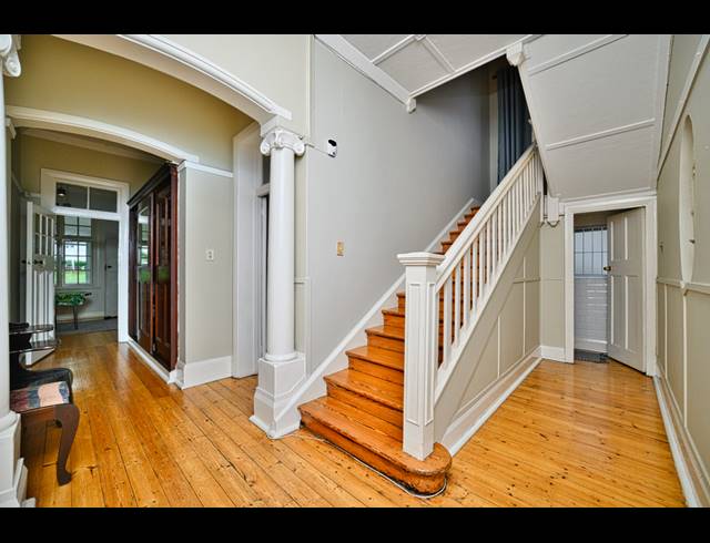 5 BEDROOM HOUSE FOR SALE IN GLENWOOD